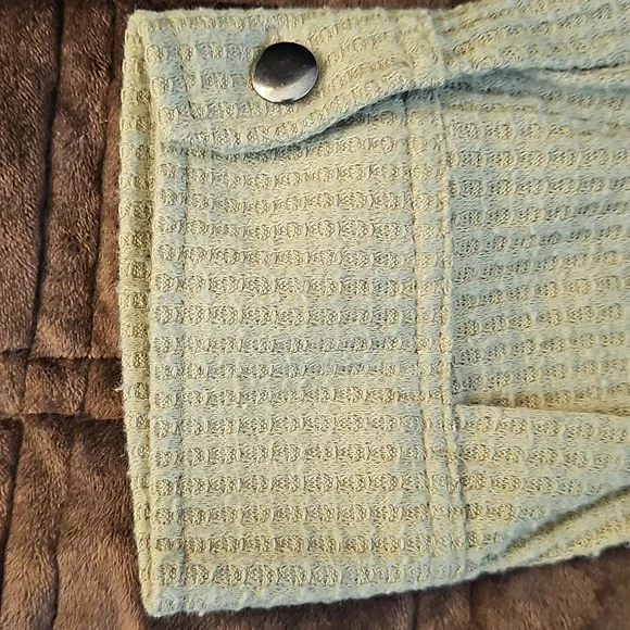 Top - Picture 8 of 16